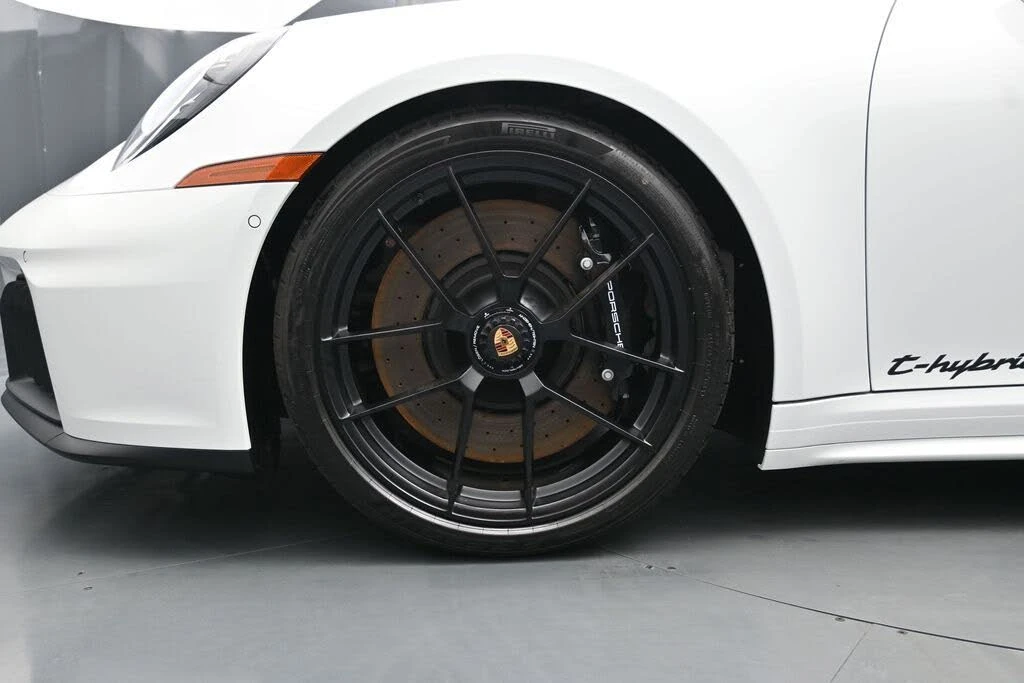 2026 Porsche 992 Carrera GTS - Image 8 of 31
