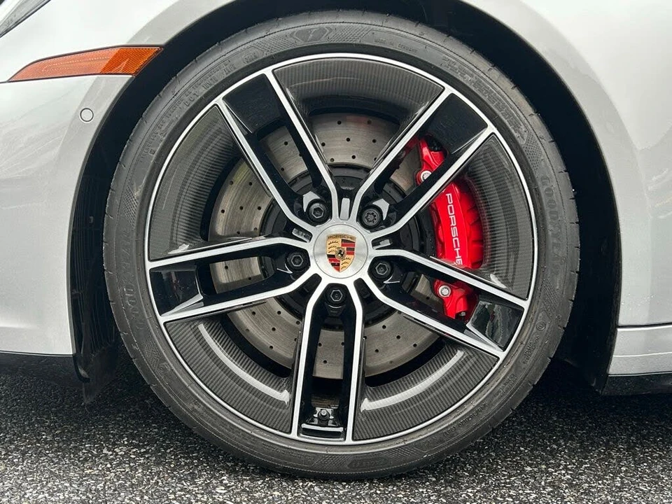 2026 Porsche 992 Carrera GTS - Image 14 of 31
