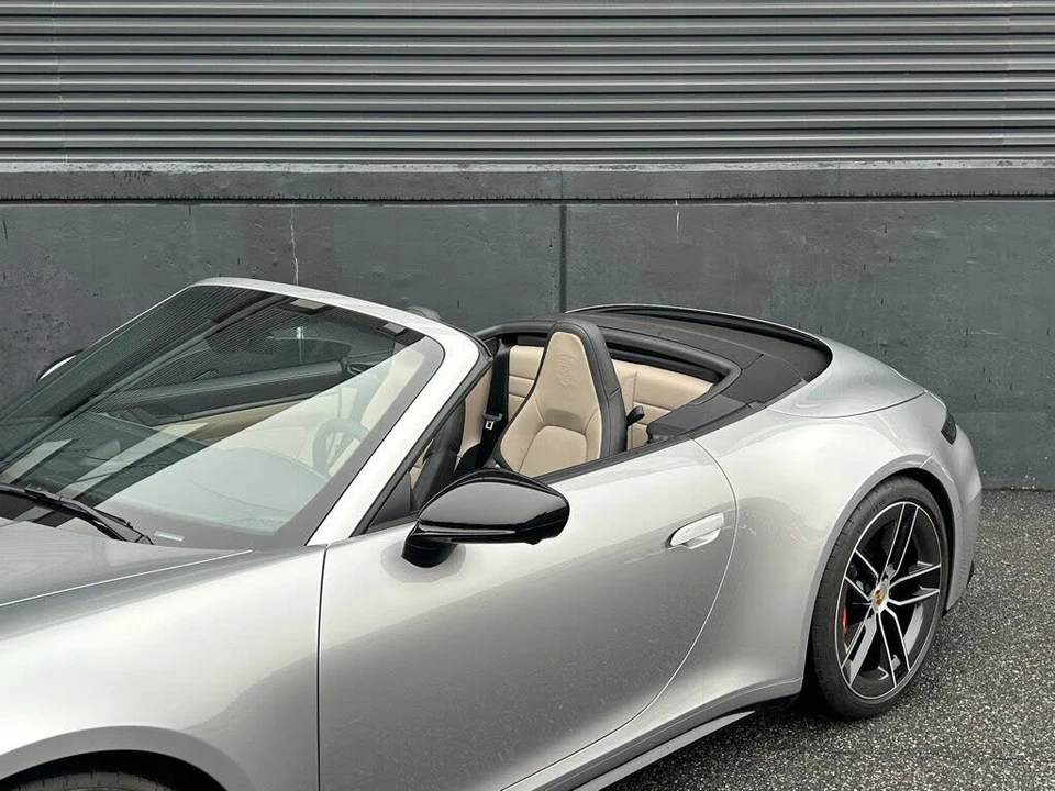 2026 Porsche 992 Carrera GTS - Image 15 of 31