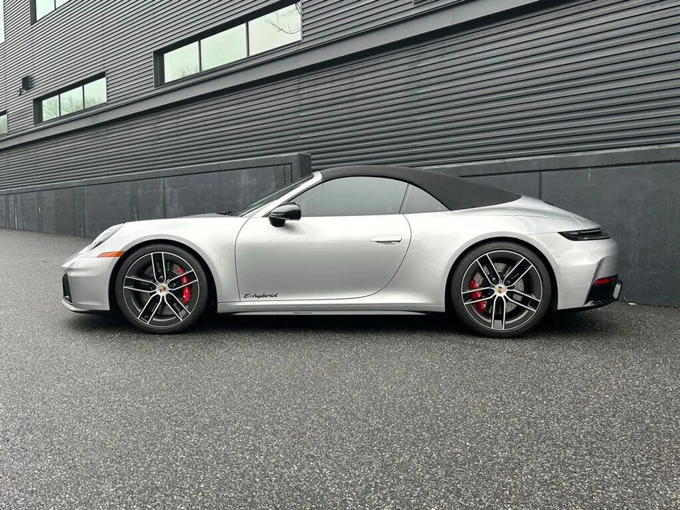 2026 Porsche 992 Carrera GTS - Image 2 of 31
