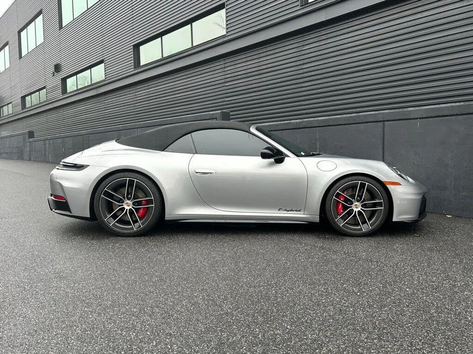 2026 Porsche 992 Carrera GTS - Image 11 of 31