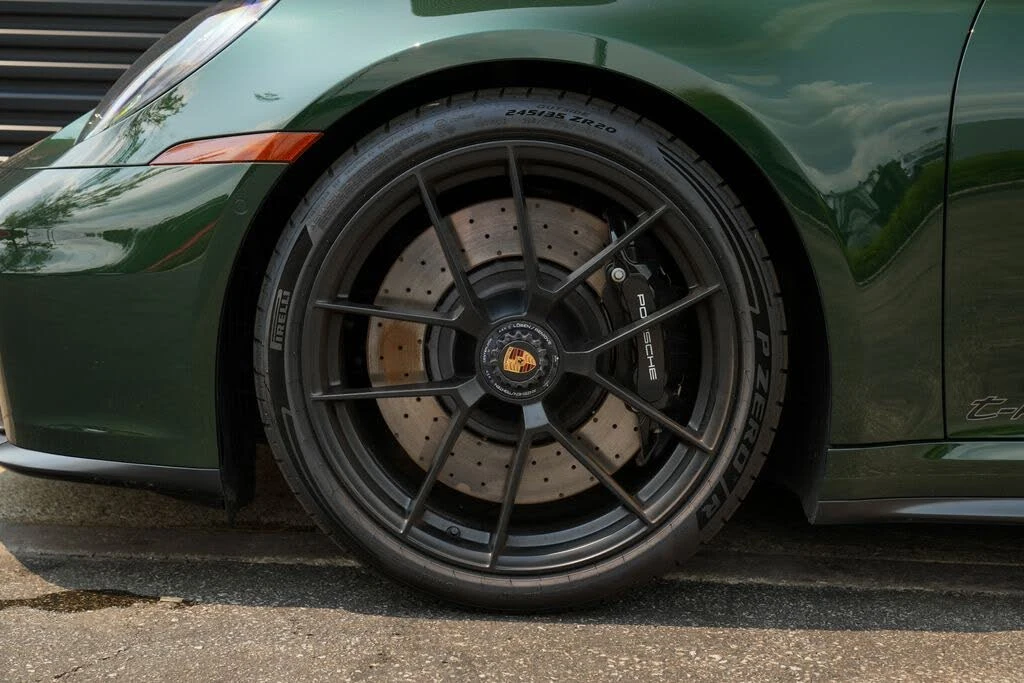 2026 Porsche 992 Carrera GTS - Image 26 of 31