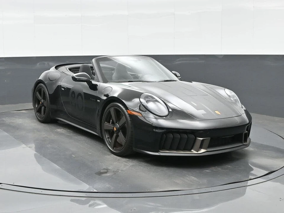 2026 Porsche 992 Carrera GTS - Image 11 of 31