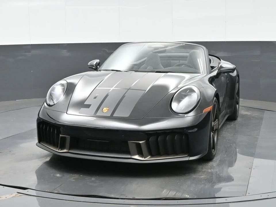 2026 Porsche 992 Carrera GTS - Image 12 of 31