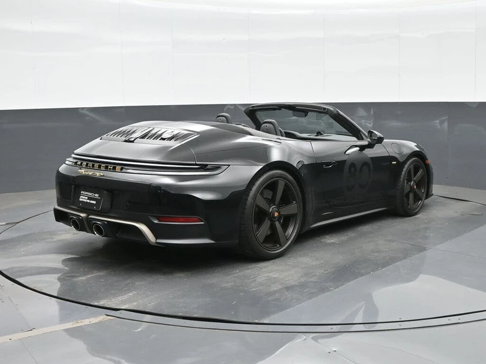 2026 Porsche 992 Carrera GTS - Image 7 of 31