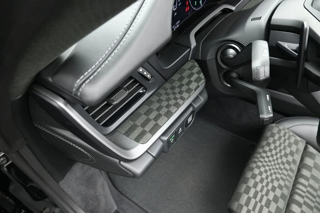 2026 Porsche 992 Carrera GTS - Image 17 of 31