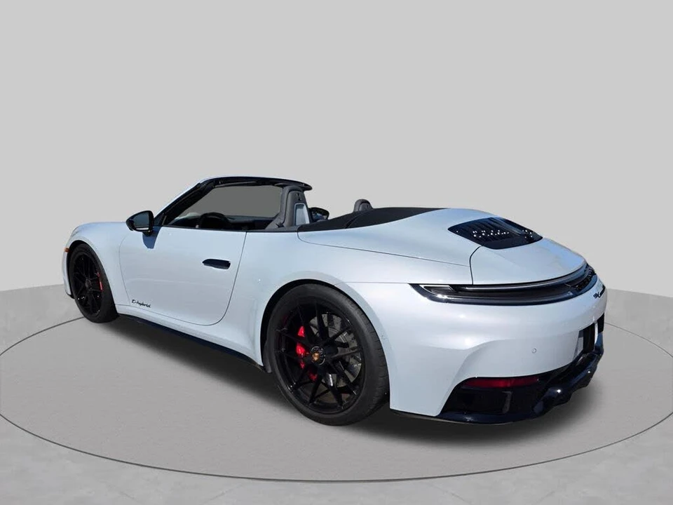 2026 Porsche 992 Carrera GTS - Image 9 of 31