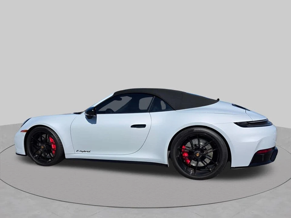 2026 Porsche 992 Carrera GTS - Image 4 of 31