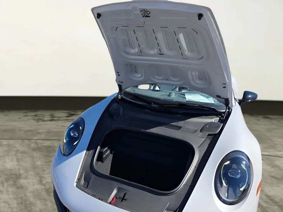 2026 Porsche 992 Carrera GTS - Image 28 of 31