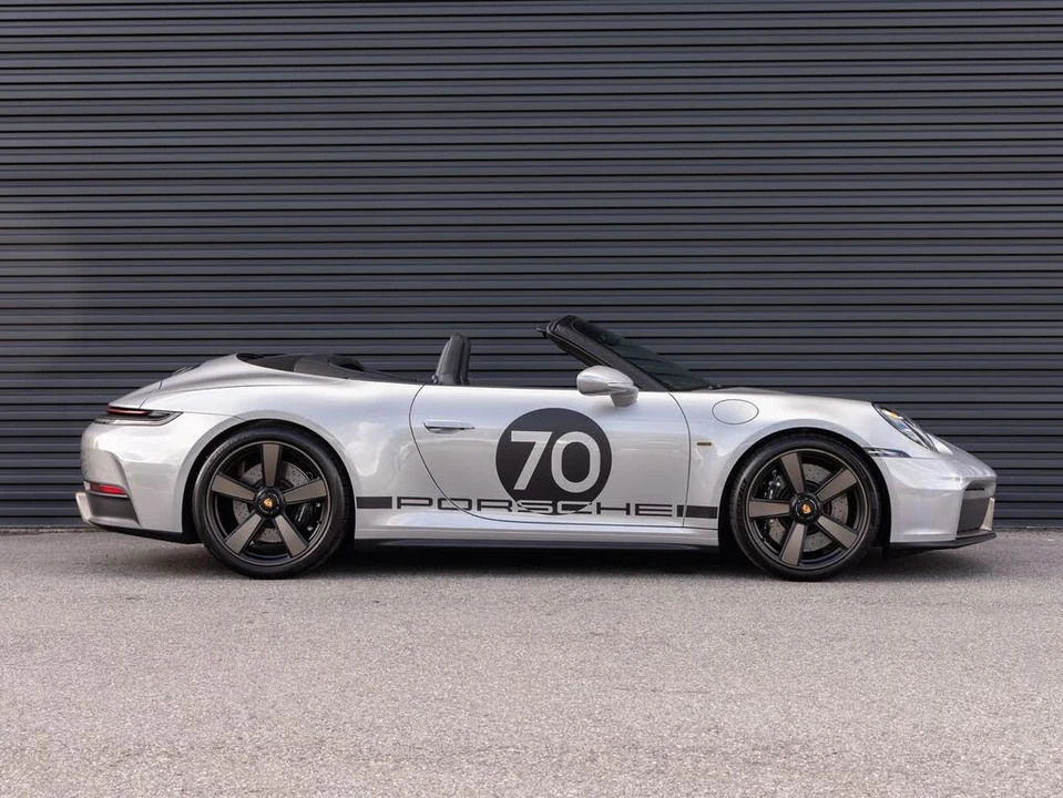 2026 Porsche 992 Carrera GTS - Image 9 of 31