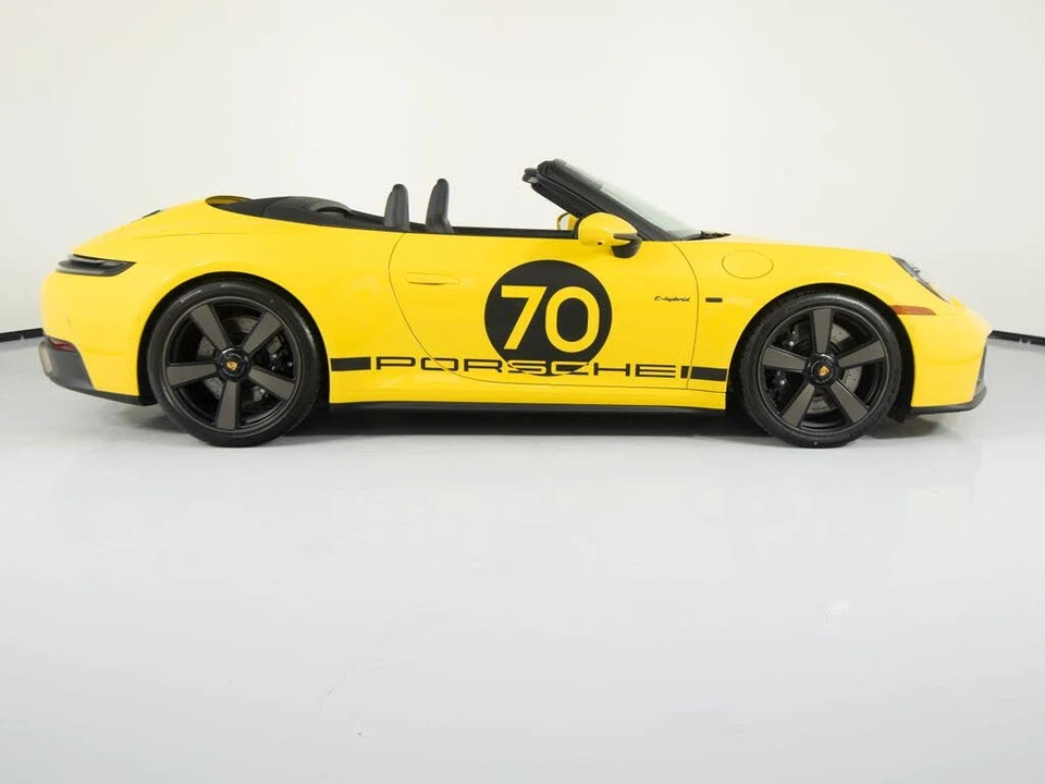 2026 Porsche 992 Carrera GTS - Image 11 of 31