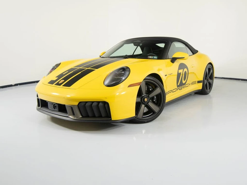 2026 Porsche 992 Carrera GTS - Image 6 of 31
