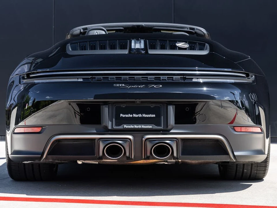 2026 Porsche 992 Carrera GTS - Image 12 of 31
