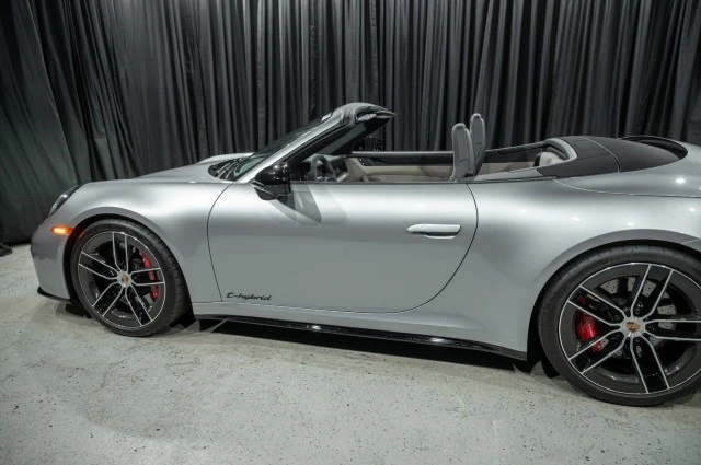2026 Porsche 992 Carrera GTS - Image 7 of 21