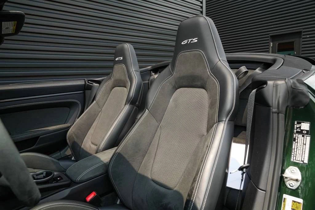 2026 Porsche 992 Carrera GTS - Image 5 of 5