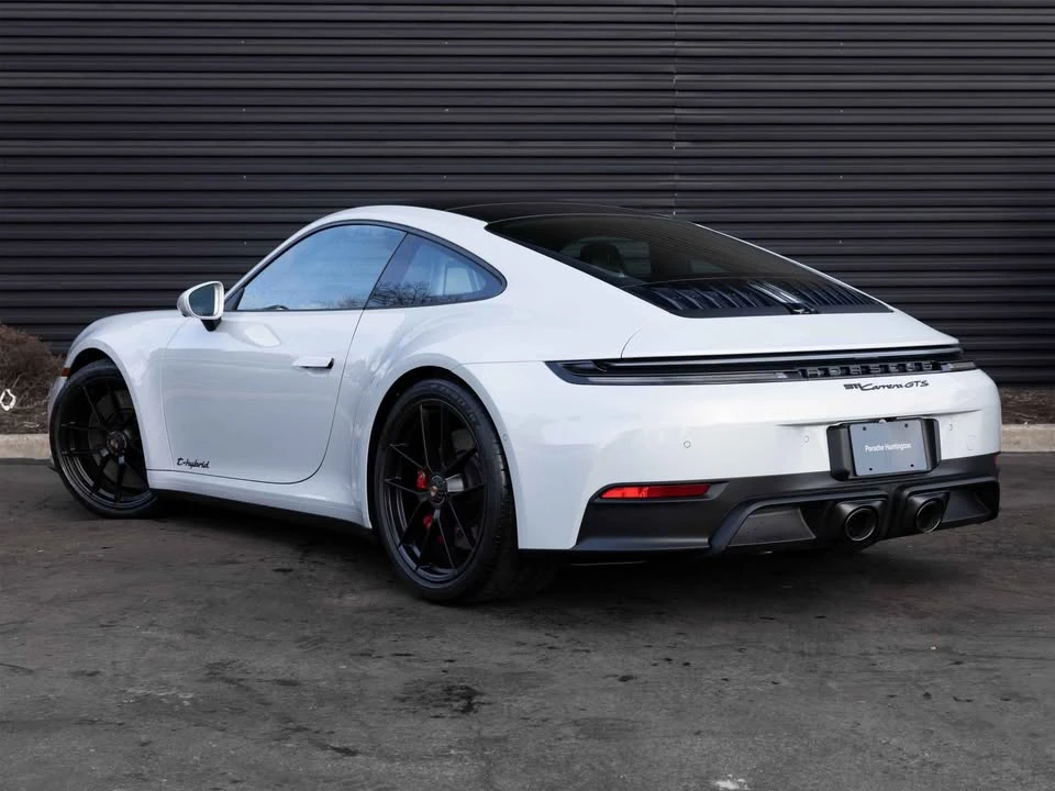 2026 Porsche 992 Carrera GTS - Image 3 of 18