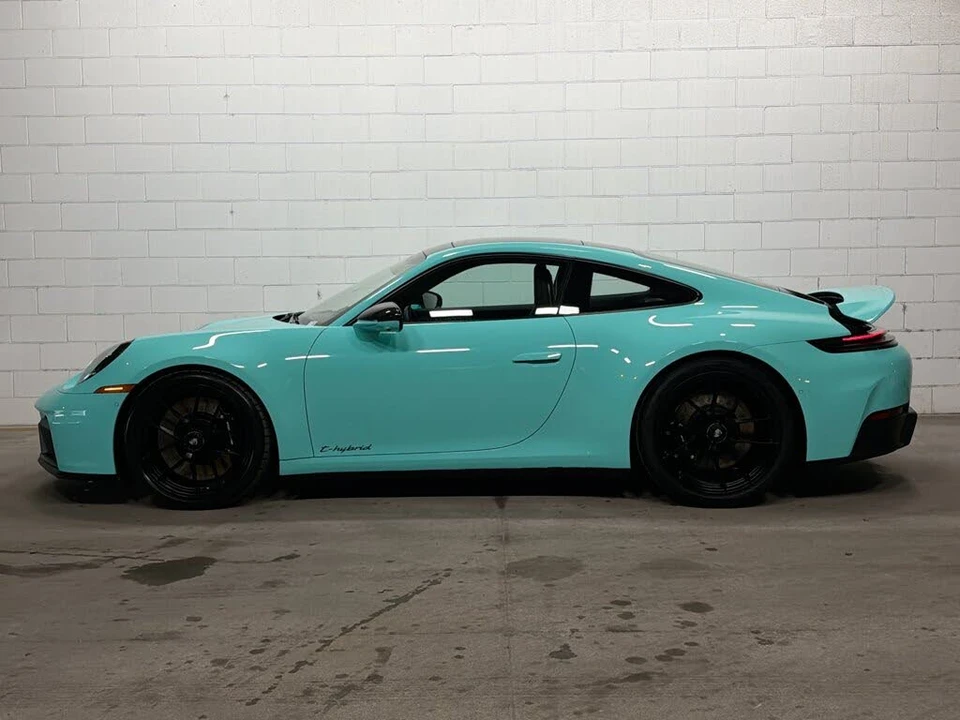 2026 Porsche 992 Carrera GTS - Image 2 of 31