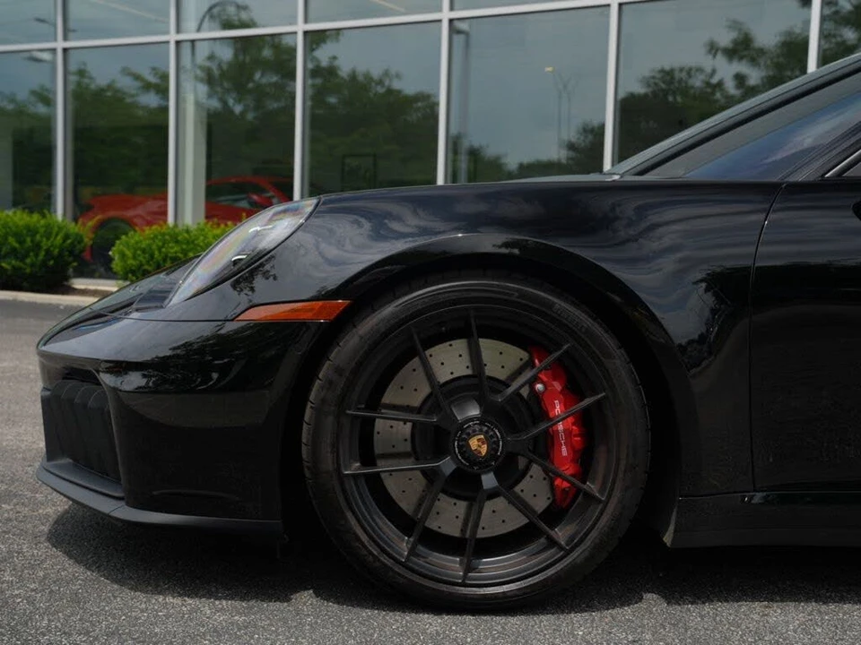 2026 Porsche 992 Carrera GTS - Image 5 of 31