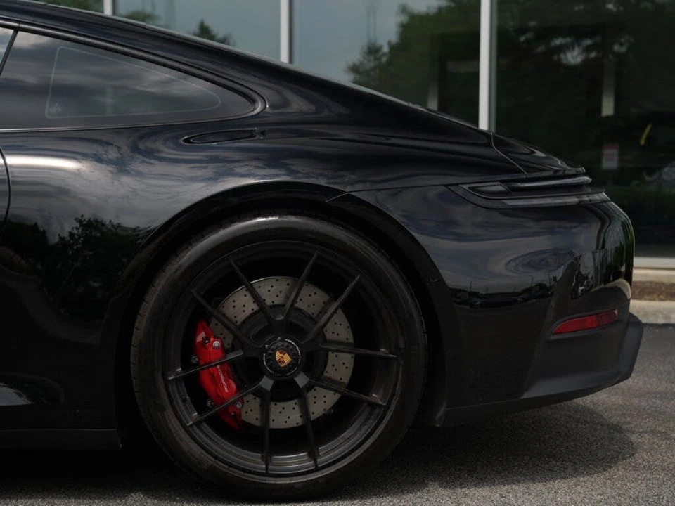 2026 Porsche 992 Carrera GTS - Image 7 of 31