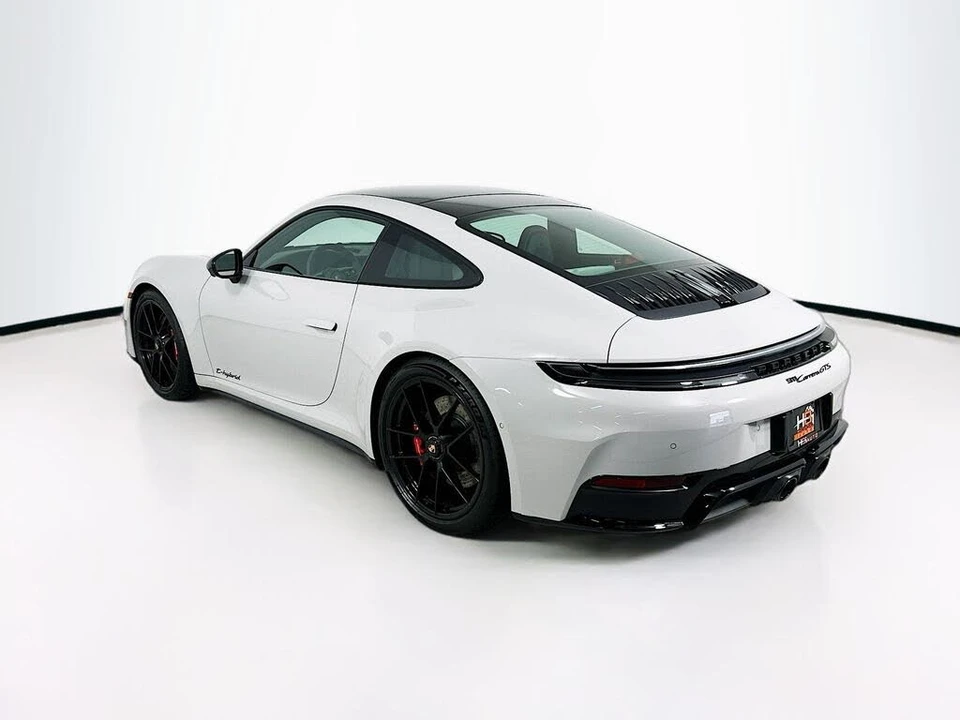 2026 Porsche 992 Carrera GTS - Image 8 of 20