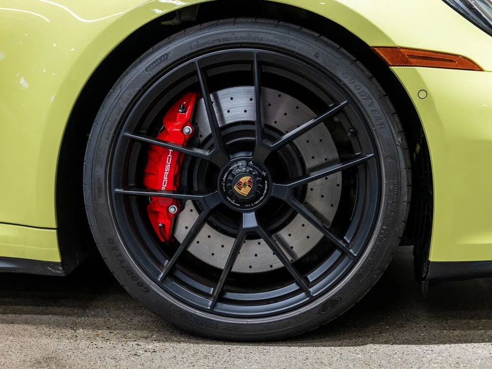 2026 Porsche 992 Carrera GTS - Image 19 of 31