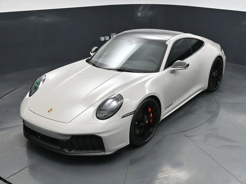 2026 Porsche 992 Carrera GTS - Image 14 of 31