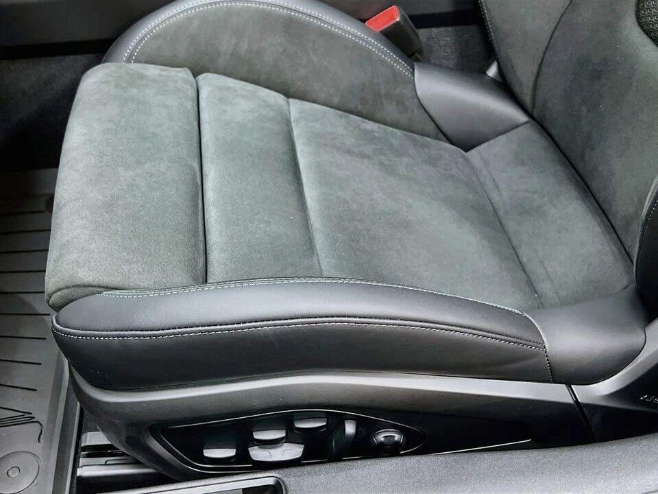 2026 Porsche 992 Carrera GTS - Image 22 of 31