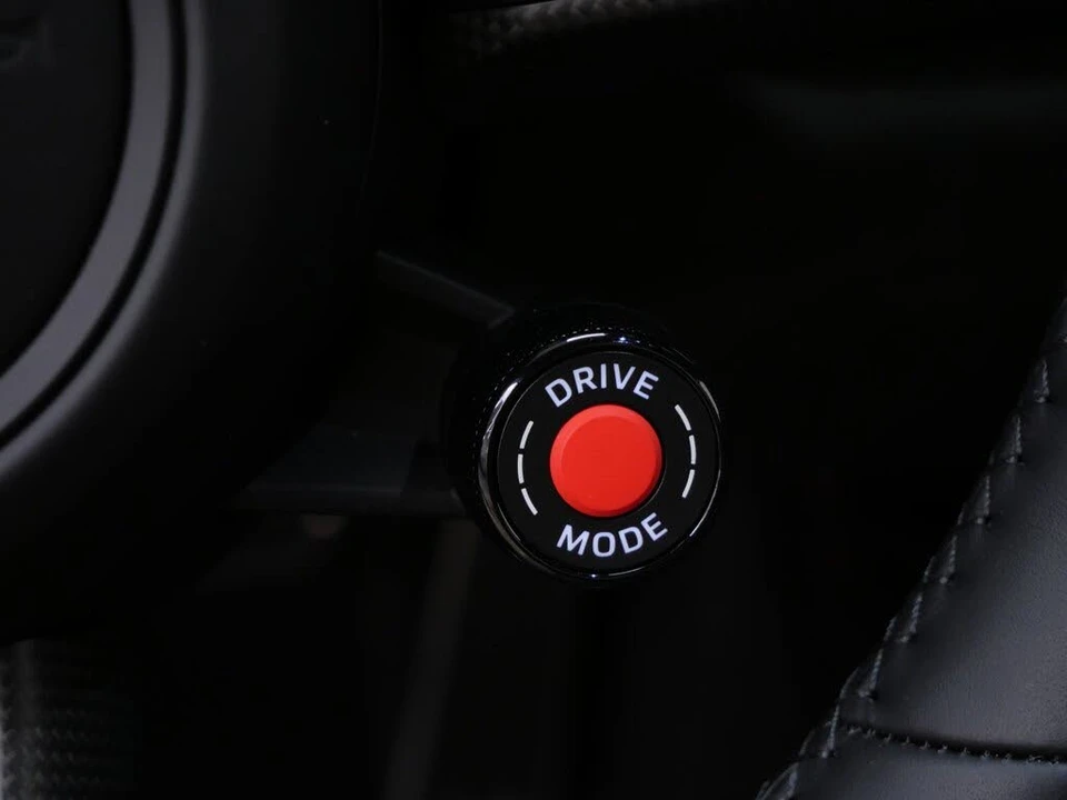 2026 Porsche 992 Carrera GTS - Image 20 of 27