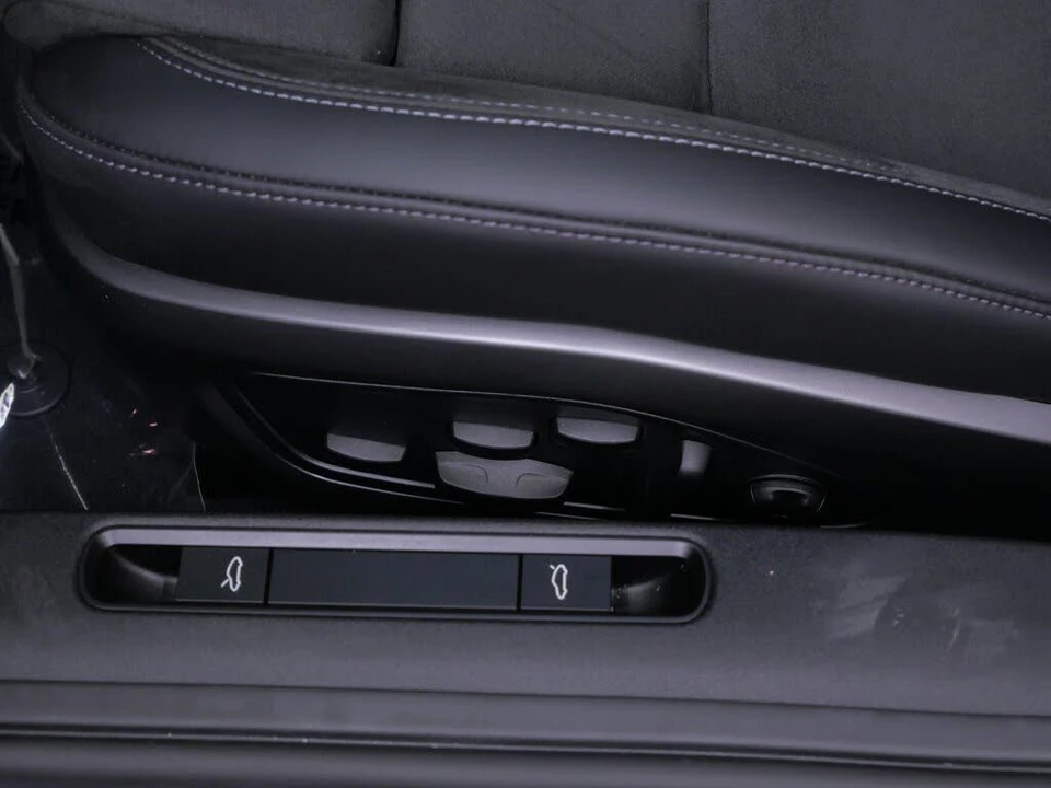 2026 Porsche 992 Carrera GTS - Image 12 of 27