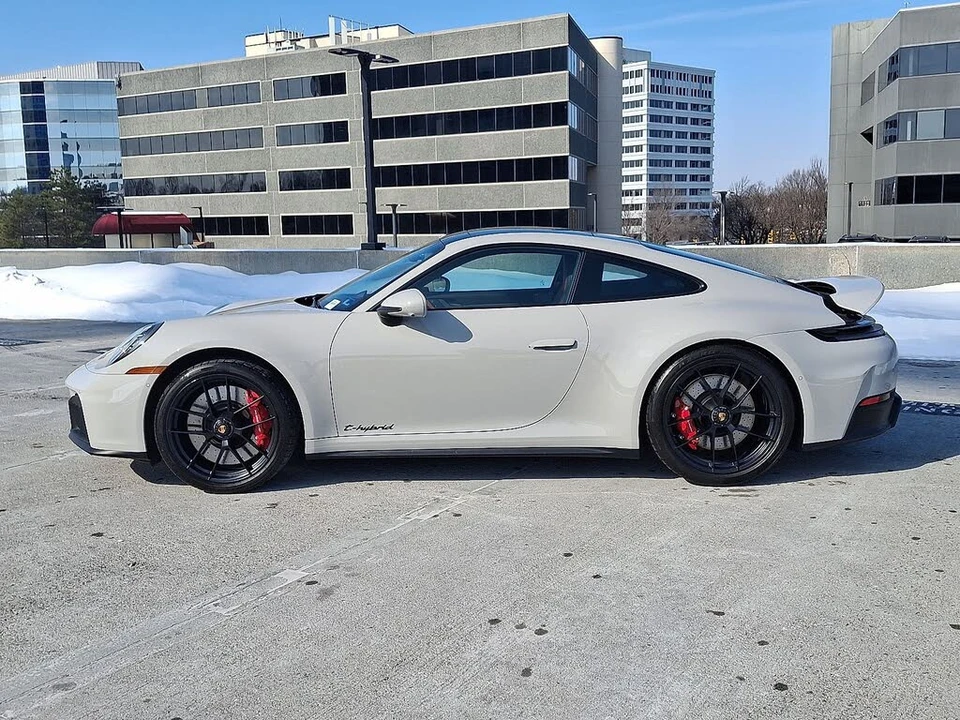 2026 Porsche 992 Carrera GTS - Image 2 of 30