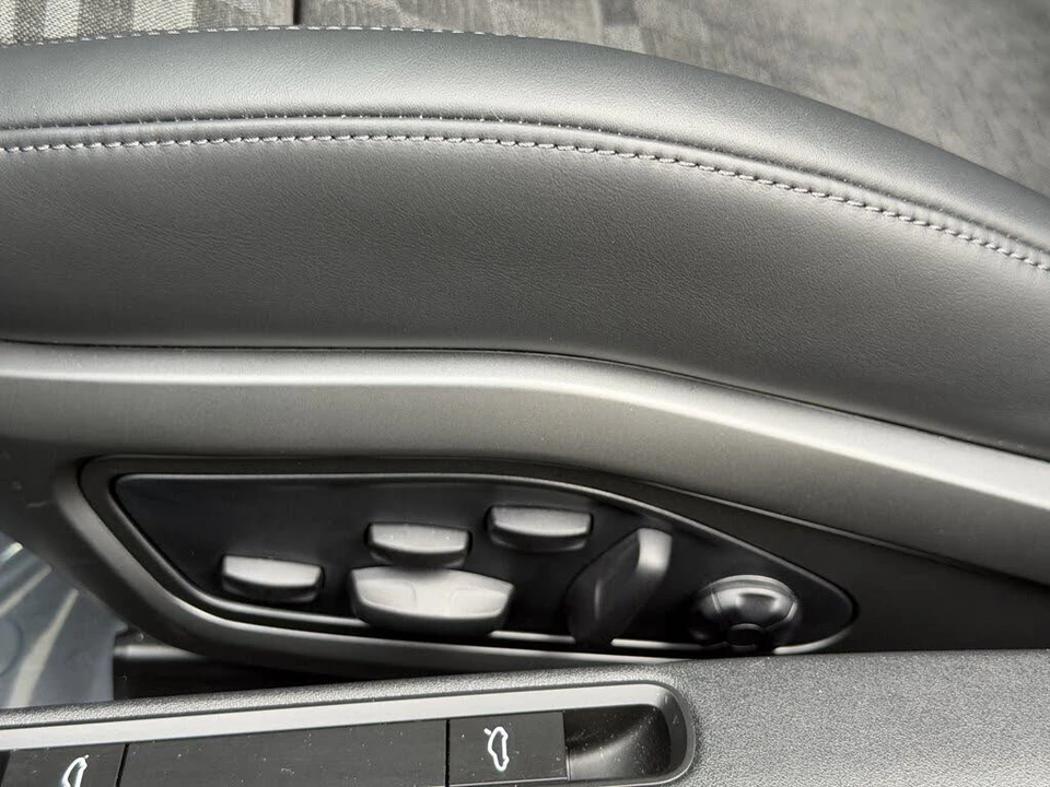 2026 Porsche 992 Carrera GTS - Image 23 of 31