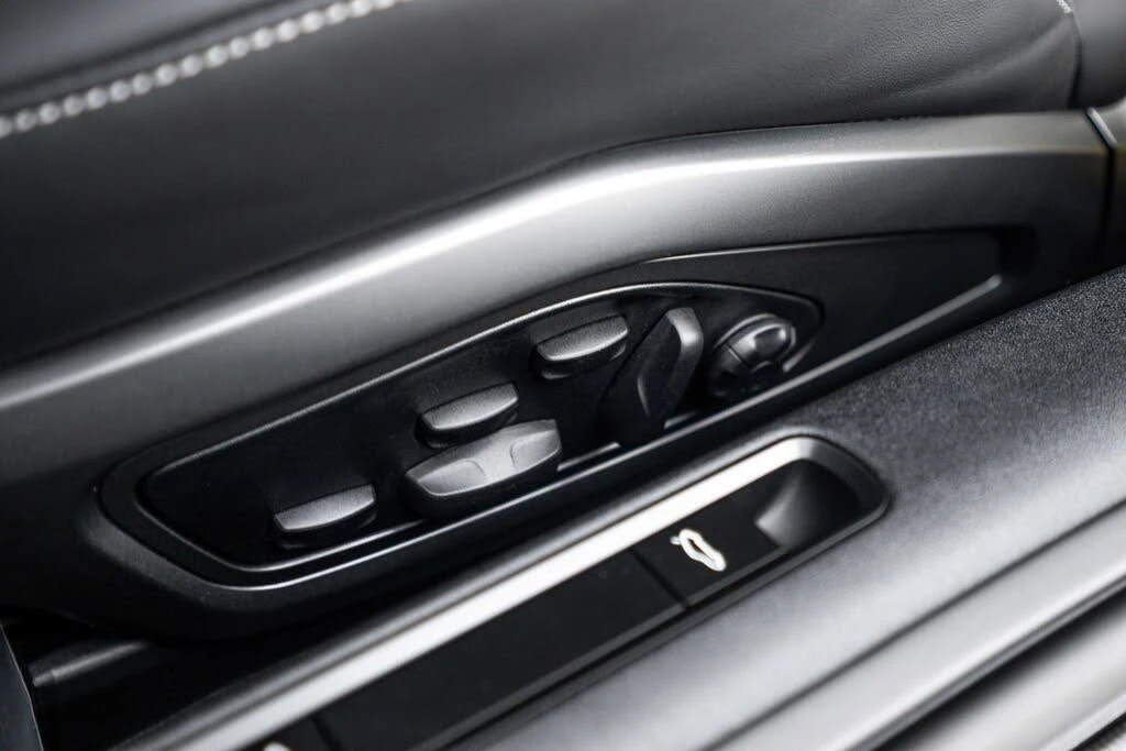2026 Porsche 992 Carrera GTS - Image 24 of 28
