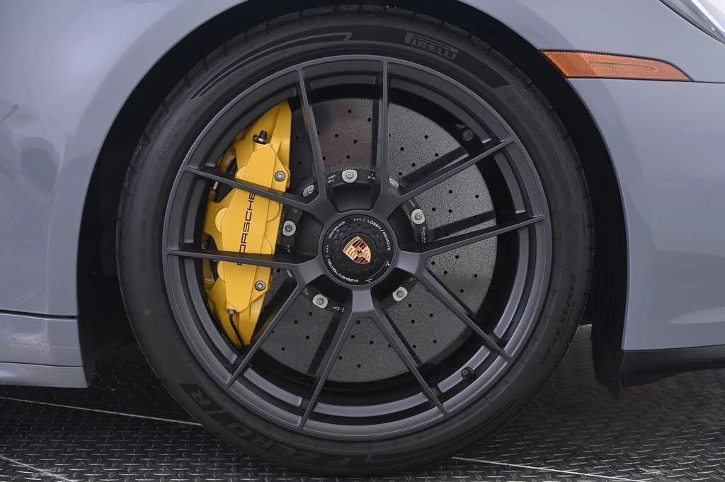 2026 Porsche 992 Carrera GTS - Image 14 of 31
