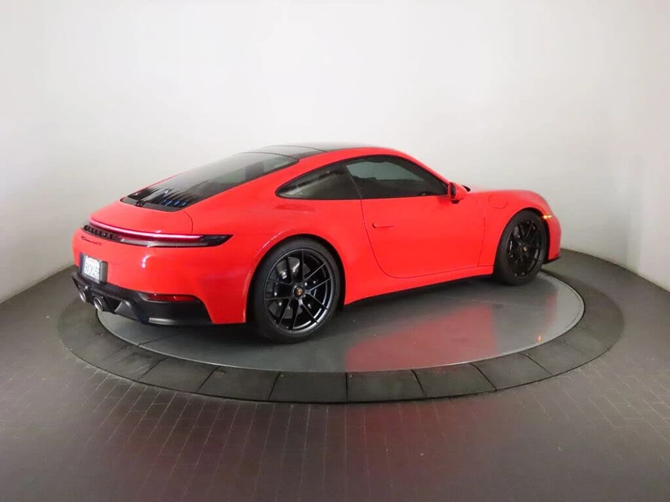 2026 Porsche 992 Carrera GTS - Image 7 of 31