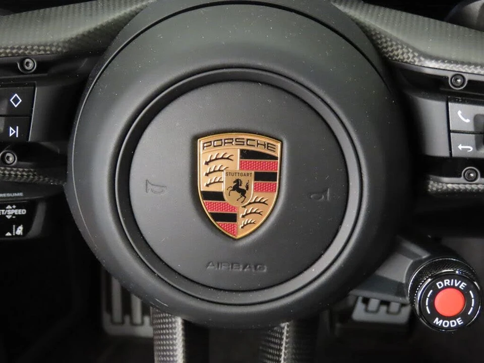 2026 Porsche 992 Carrera GTS - Image 20 of 31