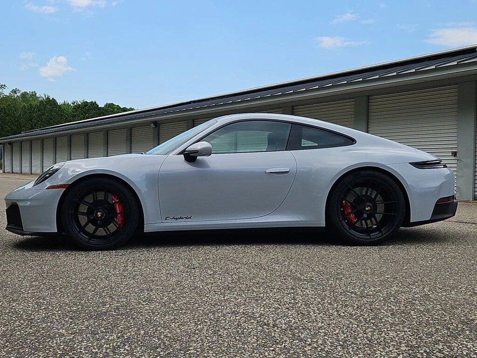 2026 Porsche 992 Carrera GTS - Image 2 of 25