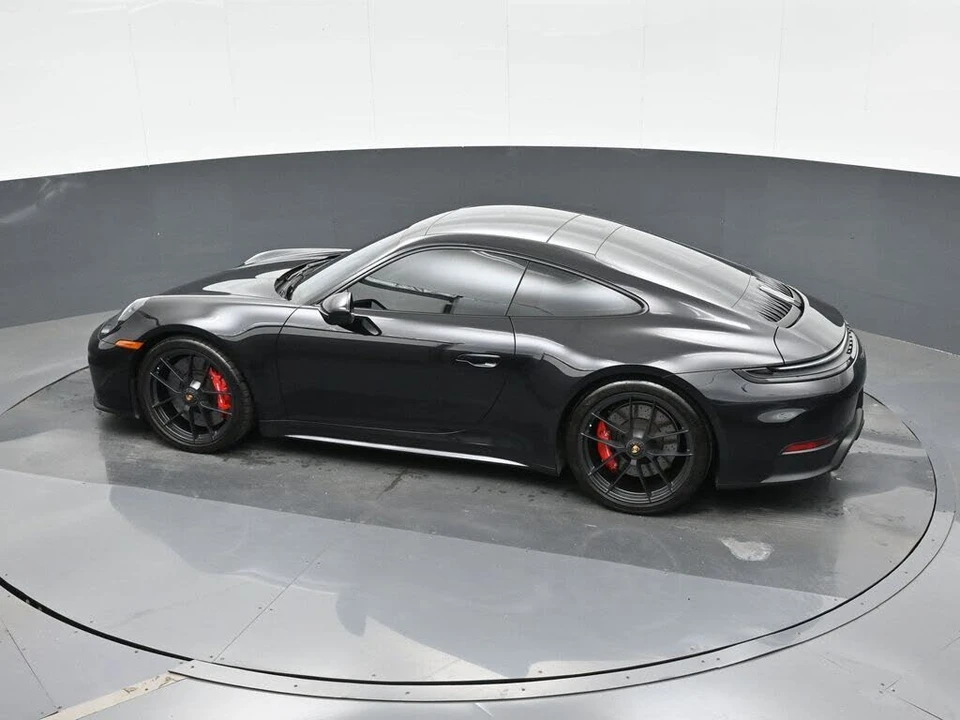 2026 Porsche 992 Carrera GTS - Image 27 of 31