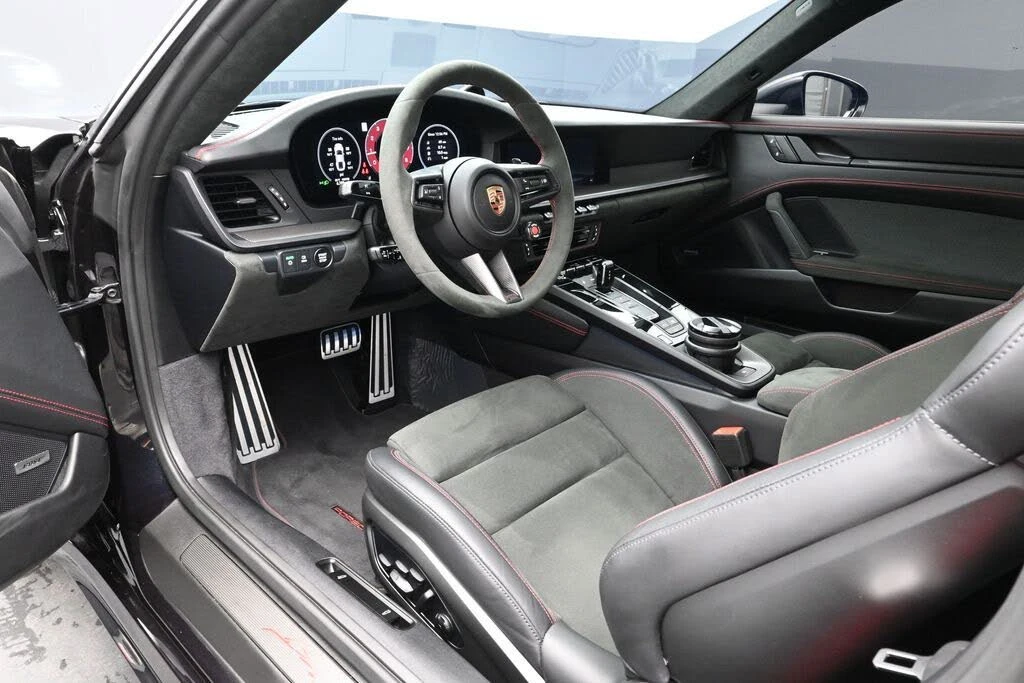 2026 Porsche 992 Carrera GTS - Image 4 of 31