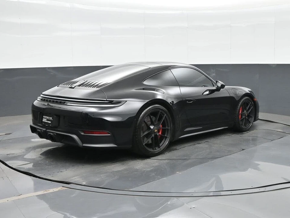 2026 Porsche 992 Carrera GTS - Image 7 of 31