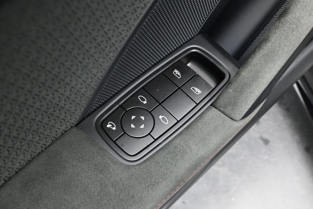 2026 Porsche 992 Carrera GTS - Image 9 of 31