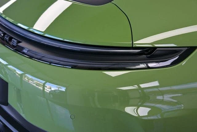 2026 Porsche 992 Carrera GTS - Image 15 of 31