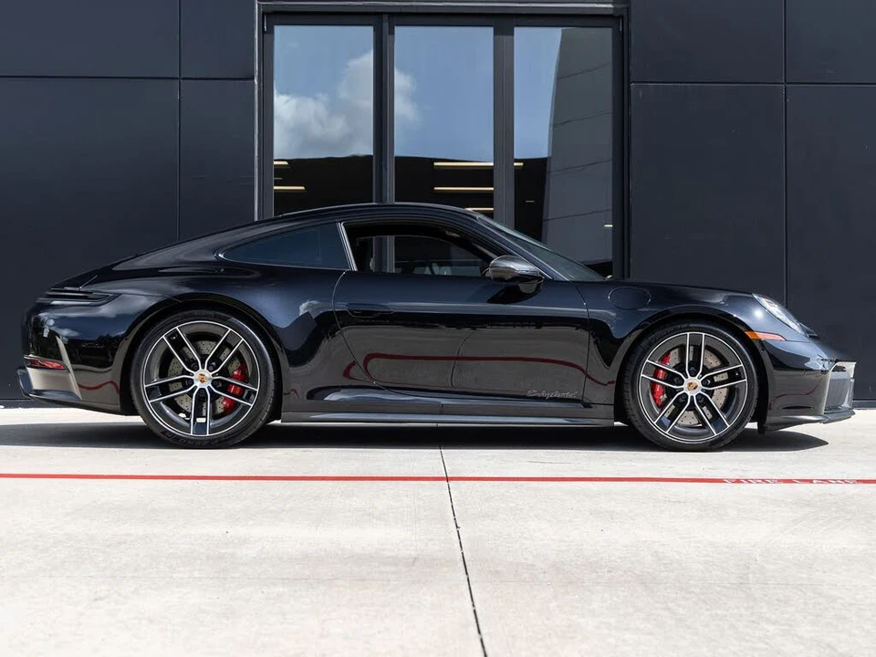 2026 Porsche 992 Carrera GTS - Image 12 of 31