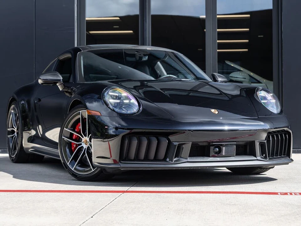 2026 Porsche 992 Carrera GTS - Image 6 of 31