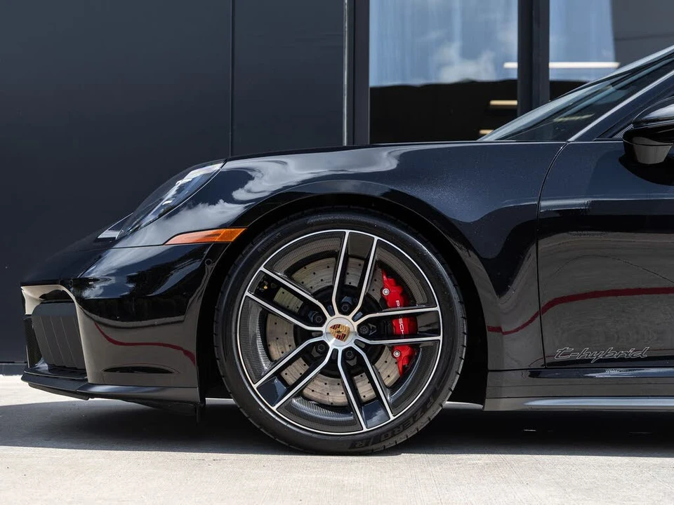 2026 Porsche 992 Carrera GTS - Image 13 of 31