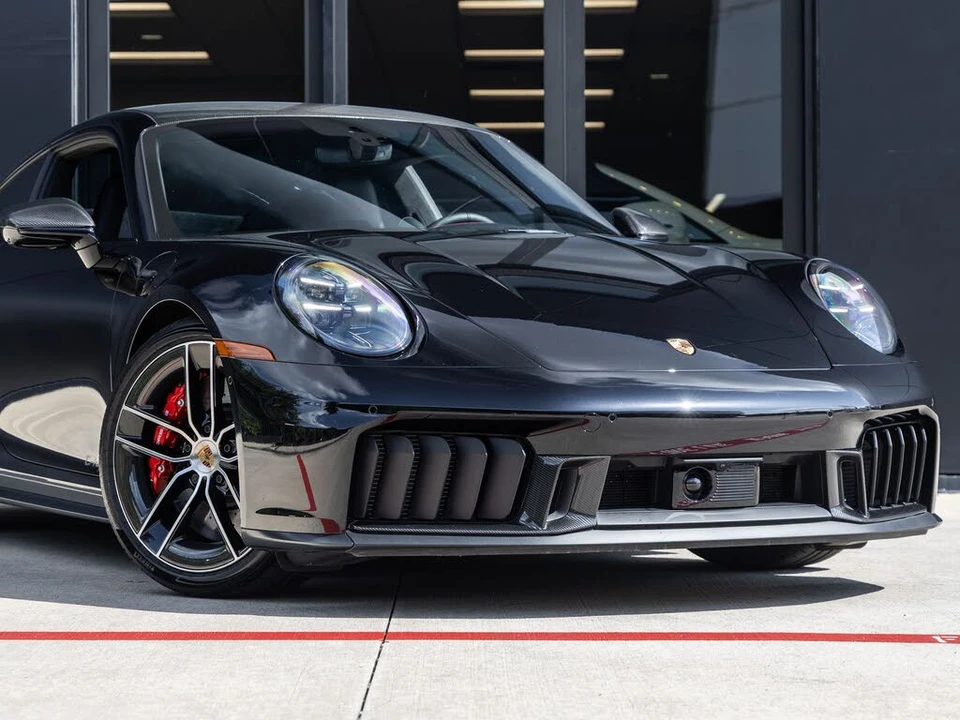 2026 Porsche 992 Carrera GTS - Image 9 of 31