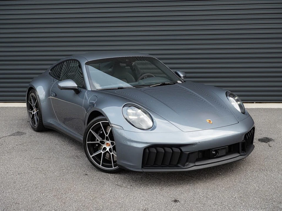 2026 Porsche 992 Carrera GTS - Image 22 of 31