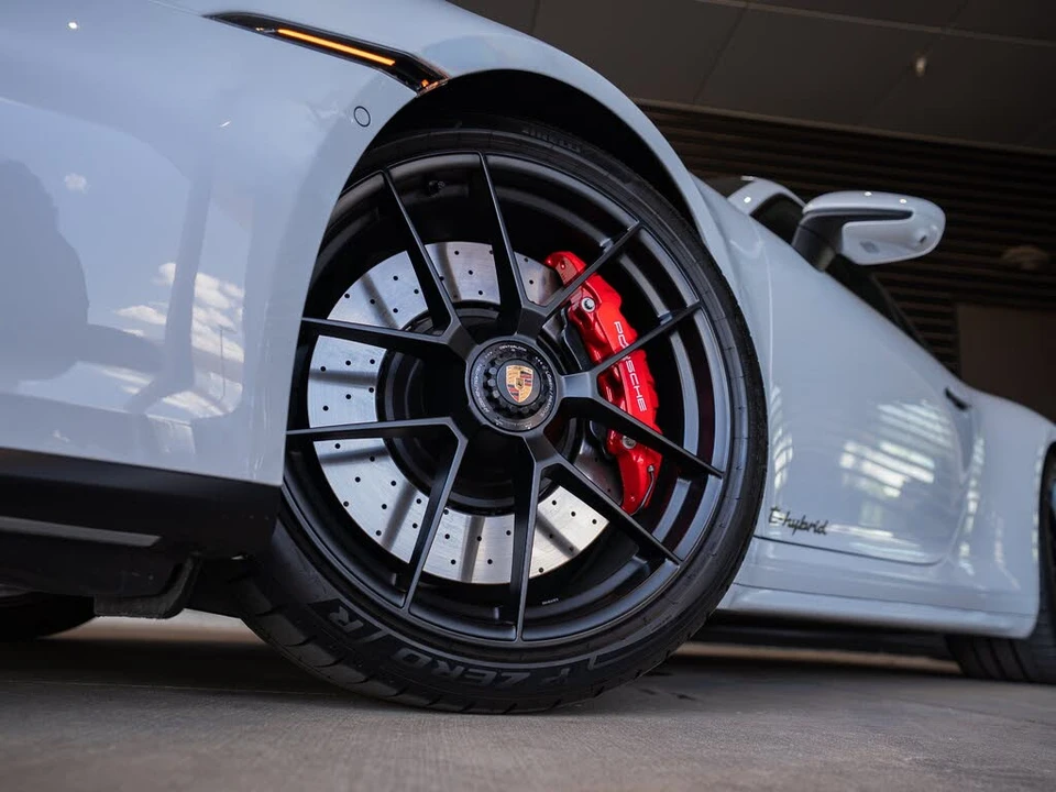 2026 Porsche 992 Carrera GTS - Image 12 of 29