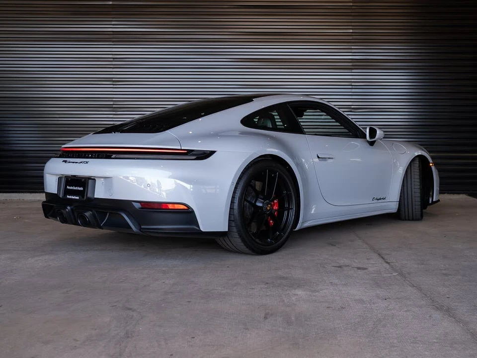 2026 Porsche 992 Carrera GTS - Image 7 of 29