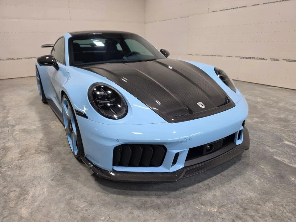 2026 Porsche 992 Carrera GTS - Image 22 of 31