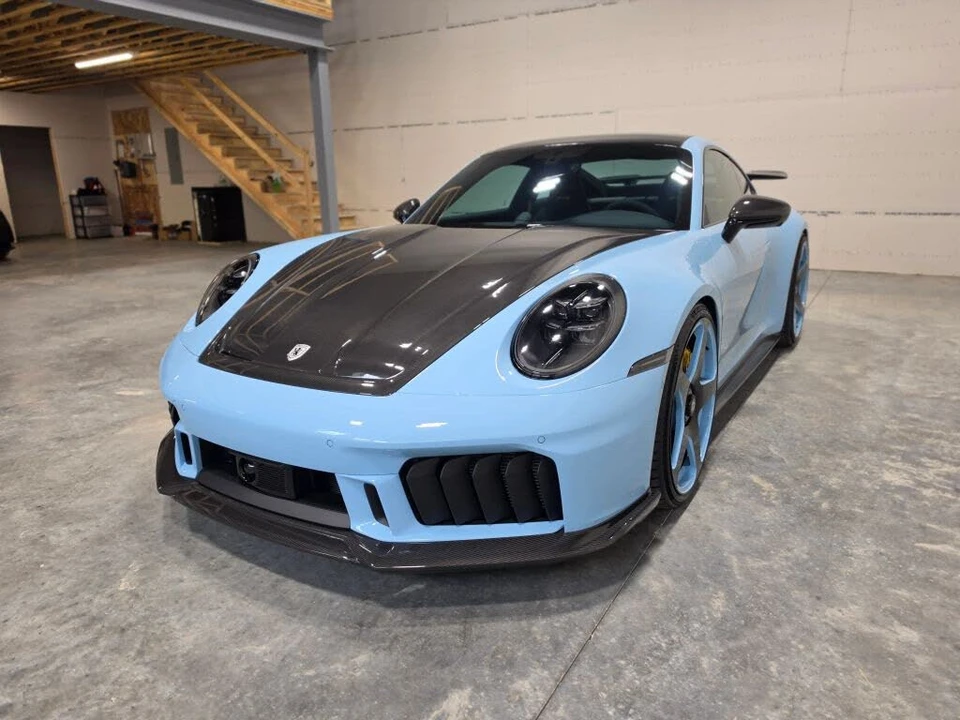 2026 Porsche 992 Carrera GTS - Image 17 of 31